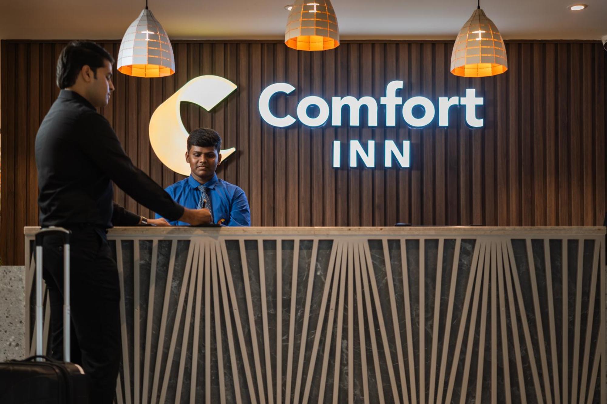 Comfort Inn Elite Jua 外观 照片